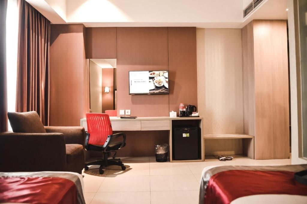 Travello Hotel Bandung Exterior foto